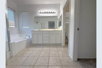 31696 Whitedove Lane, Murrieta, CA 92563 - Photo 15