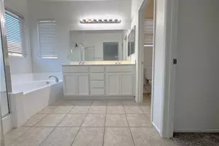 31696 Whitedove Ln, Murrieta, CA 92563 - Photo 15