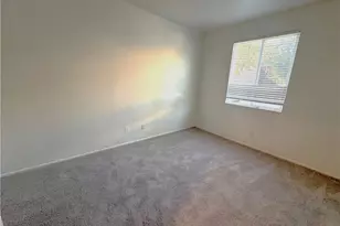 31696 Whitedove Ln, Murrieta, CA 92563 - Photo 5