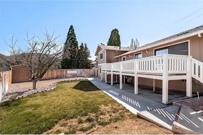 2400 E Canyon Drive, Wrightwood, CA 92397 - Photo 33