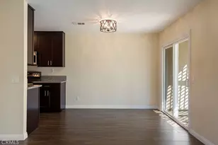 1393 Bouquet, Upland, CA 91786 - Photo 21