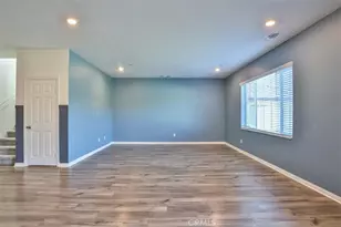 41037 Chambord Dr, Lake Elsinore, CA 92532 - Photo 9