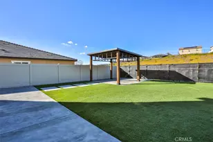 41037 Chambord Dr, Lake Elsinore, CA 92532 - Photo 41
