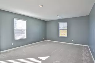 41037 Chambord Dr, Lake Elsinore, CA 92532 - Photo 21