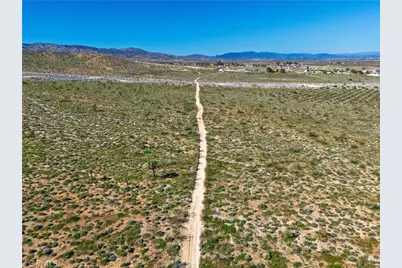 1 E Avenue V-12, Pearblossom, CA 93553 - Photo 19