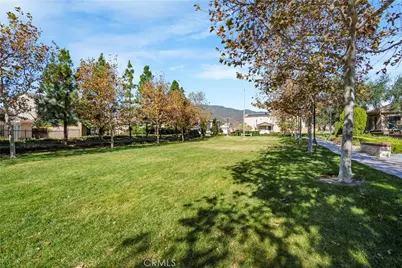 5313 Teramo, Fontana, CA 92336 - Photo 33