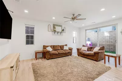 5313 Teramo, Fontana, CA 92336 - Photo 3