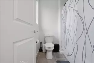 16281 Castello Ln, Fontana, CA 92336 - Photo 29