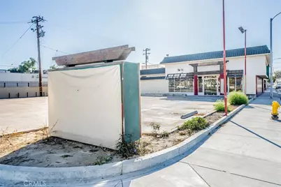 17812 Bellflower Boulevard, Bellflower, CA 90706 - Photo 3