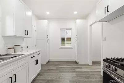 766 W Center, Pomona, CA 91768 - Photo 11