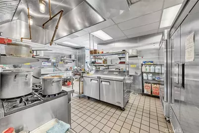 992 E Alosta Avenue #B, Azusa, CA 91702 - Photo 23