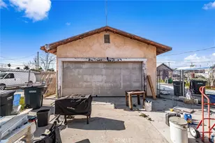 1077 N La Cadena, Colton, CA 92324 - Photo 31