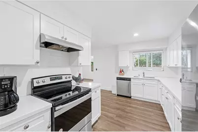 27319 Capilano, Menifee, CA 92586 - Photo 13