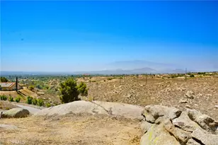 17295 Ridge Canyon Dr, Riverside, CA 92506 - Photo 41
