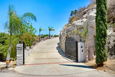 17295 Ridge Canyon Drive, Riverside, CA 92506 - Photo 13