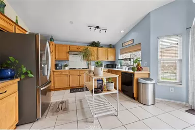 3684 Veronica Court, Rialto, CA 92377 - Photo 35