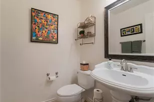 240 Paseo Vista Cir, Palm Desert, CA 92260 - Photo 35