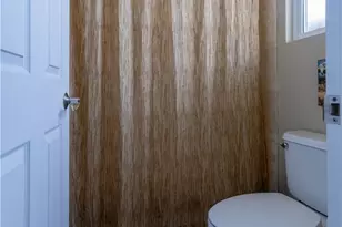 240 Paseo Vista Cir, Palm Desert, CA 92260 - Photo 37