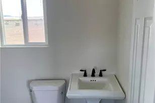 84951 Eddie Albert, 29 Palms MCB, CA 92277 - Photo 11