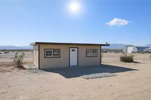 84951 Eddie Albert, 29 Palms MCB, CA 92277 - Photo 1
