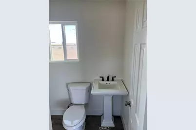 84951 Eddie Albert, 29 Palms MCB, CA 92277 - Photo 7