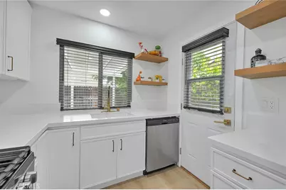 7077 Iris, Rancho Cucamonga, CA 91739 - Photo 15