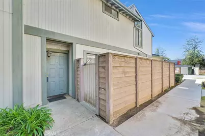 538 Derby, San Dimas, CA 91773 - Photo 3