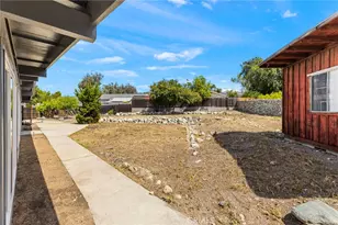 1690 N Mills, Claremont, CA 91711 - Photo 21