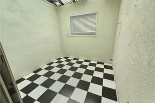 3500 W Manchester, Inglewood, CA 90305 - Photo 21