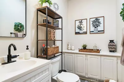 7586 Vista Alegre, Highland, CA 92346 - Photo 15