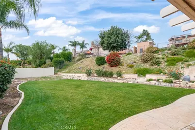 7586 Vista Alegre, Highland, CA 92346 - Photo 23