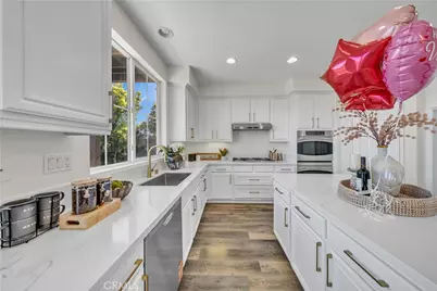 35640 Sainte Foy, Murrieta, CA 92563 - Photo 23