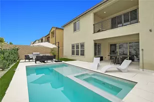 21303 Rockview Terrace, Chatsworth, CA 91311 - Photo 3