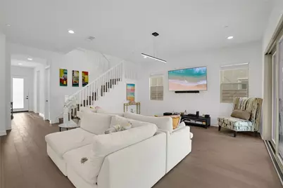 21303 Rockview Terrace, Chatsworth, CA 91311 - Photo 5