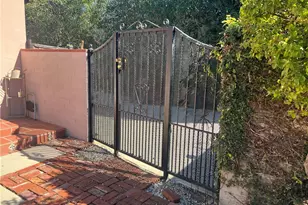 17250 Archwood, Van Nuys, CA 91406 - Photo 27