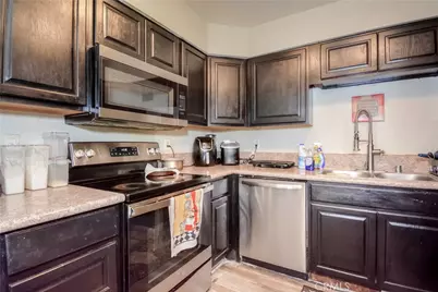 16015 Dorsey, Fontana, CA 92335 - Photo 5