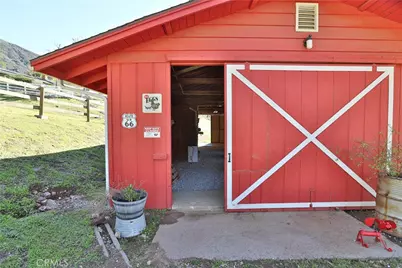 625 Kimbark, Devore Heights, CA 92407 - Photo 57