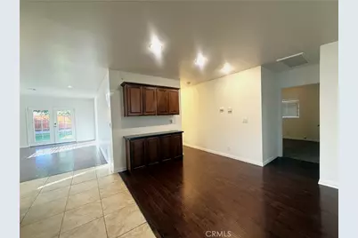 21047 Runnymede Street, Canoga Park, CA 91303 - Photo 11