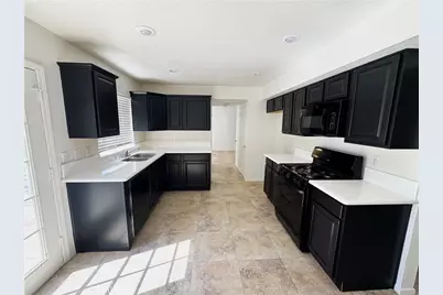 5246 Karling Place, Palmdale, CA 93552 - Photo 5