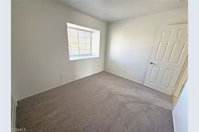 5246 Karling Place, Palmdale, CA 93552 - Photo 7