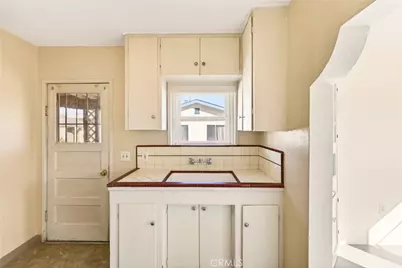 1065 Stevenson #A &amp; B, Colton, CA 92324 - Photo 5