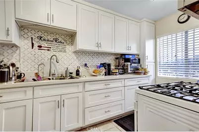 12021 S Figueroa, Los Angeles, CA 90061 - Photo 19