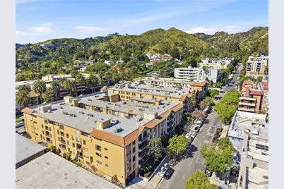 1735 N Fuller Ave #330, Los Angeles, CA 90046 - Photo 45