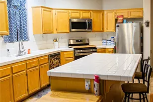 13687 Dellwood Rd, Victorville, CA 92392 - Photo 9