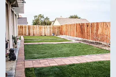 13687 Dellwood Road, Victorville, CA 92392 - Photo 7