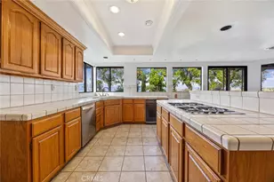 3195 Hampton, West Covina, CA 91791 - Photo 19