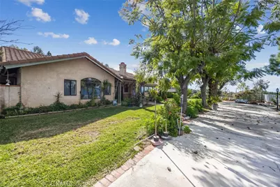 3195 Hampton, West Covina, CA 91791 - Photo 71