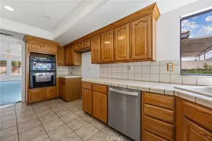 3195 Hampton, West Covina, CA 91791 - Photo 21