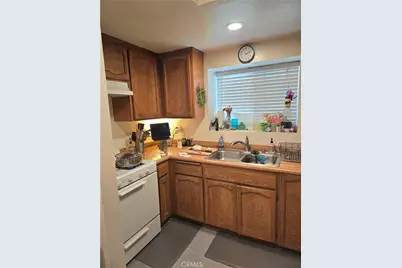 107 E Baseline, San Dimas, CA 91773 - Photo 35