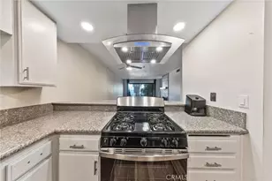 550 Orange Ave, Long Beach, CA 90802 - Photo 7